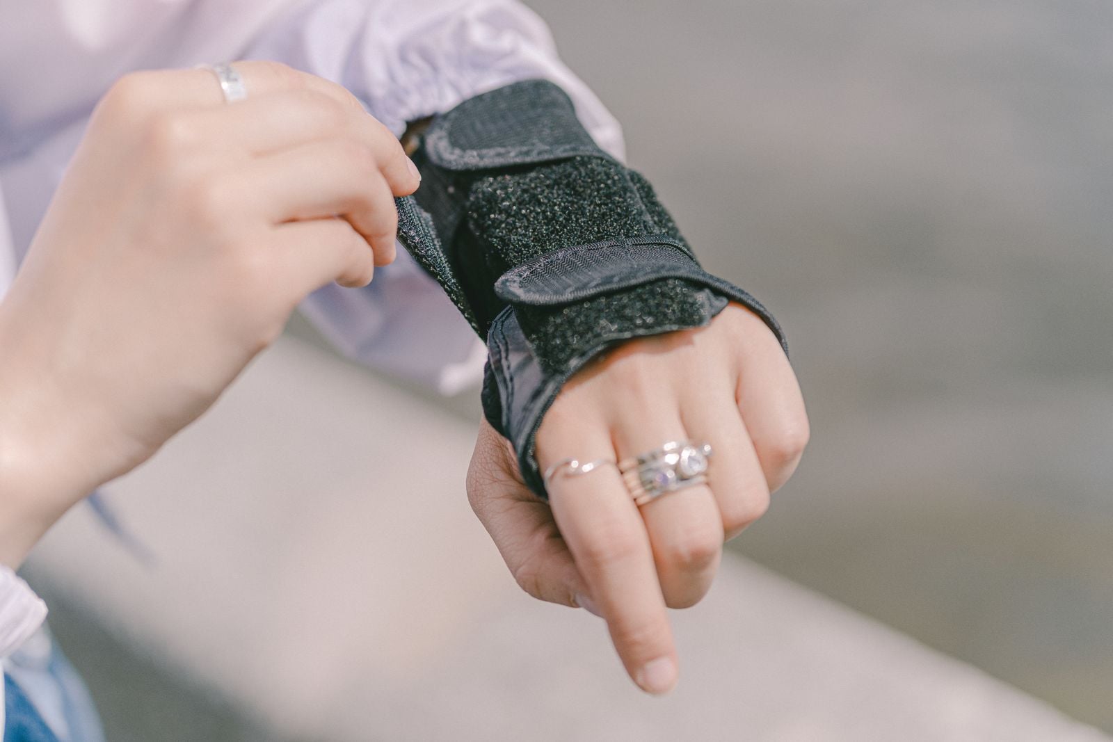Wrist Pain After a Car Accident: Causes and When to Worry